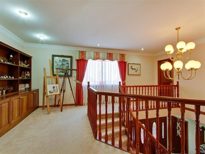 16 Carnarvon Avenue, Glenhaven NSW 2156