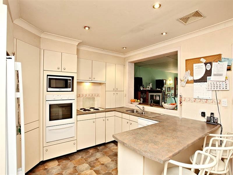 8 Chester Avenue, Baulkham Hills NSW 2153