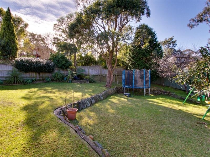 4 Miretta Place, Castle Hill NSW 2154