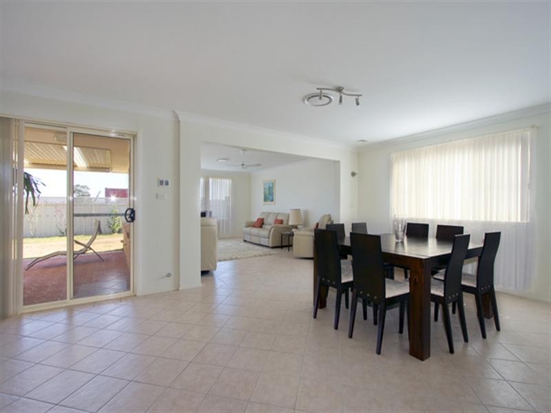 36 Ivy Avenue, Mcgraths Hill NSW 2756
