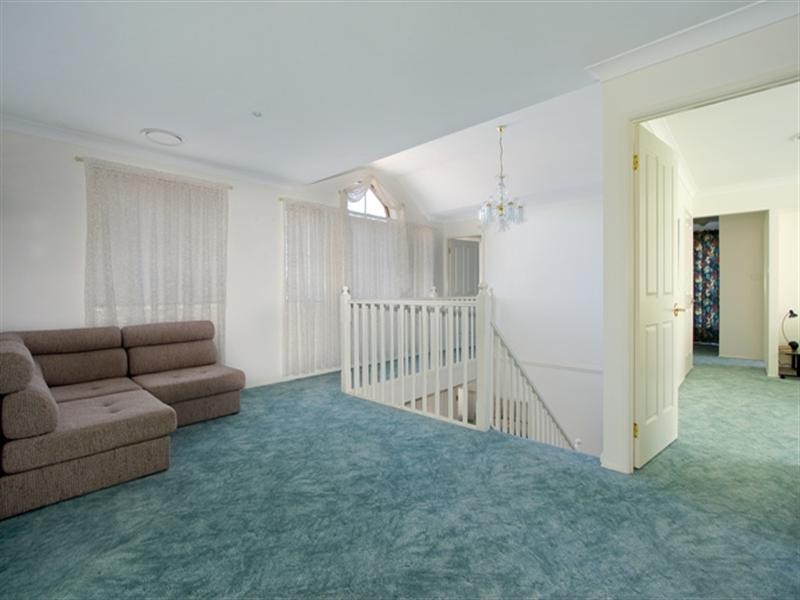 36 Ivy Avenue, Mcgraths Hill NSW 2756