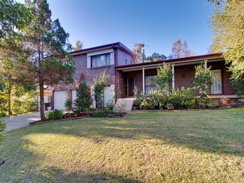 14 Cadman Crescent, Castle Hill NSW 2154