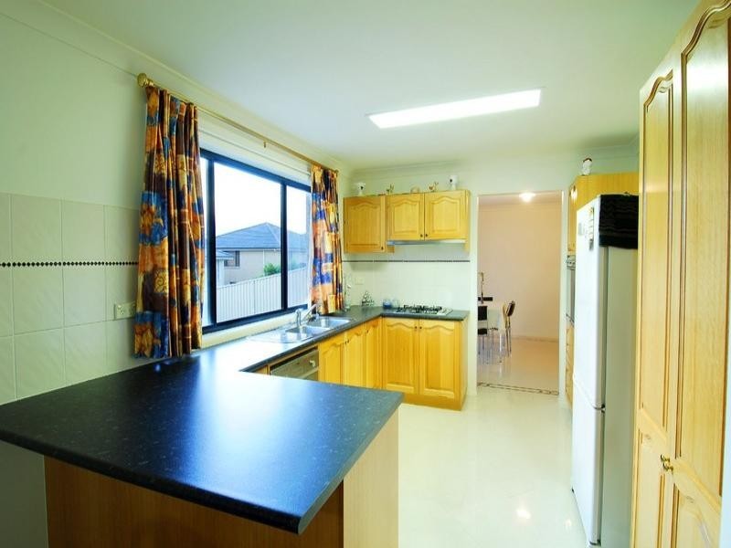 11 Northwood Place, Castle Hill NSW 2154