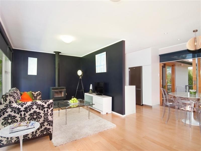 8 Cambewarra Avenue, Castle Hill NSW 2154