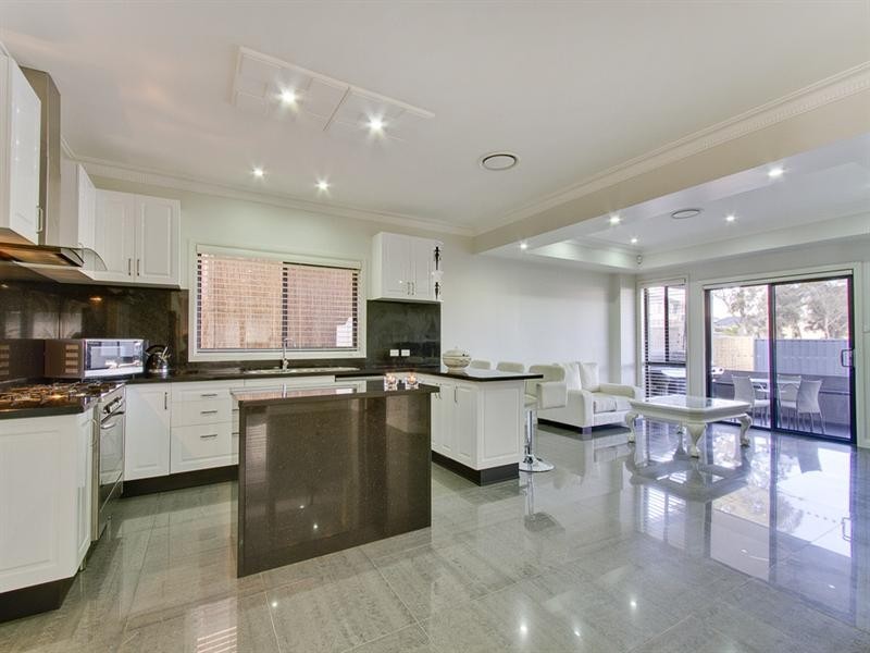 48 Orleans Way, Castle Hill NSW 2154