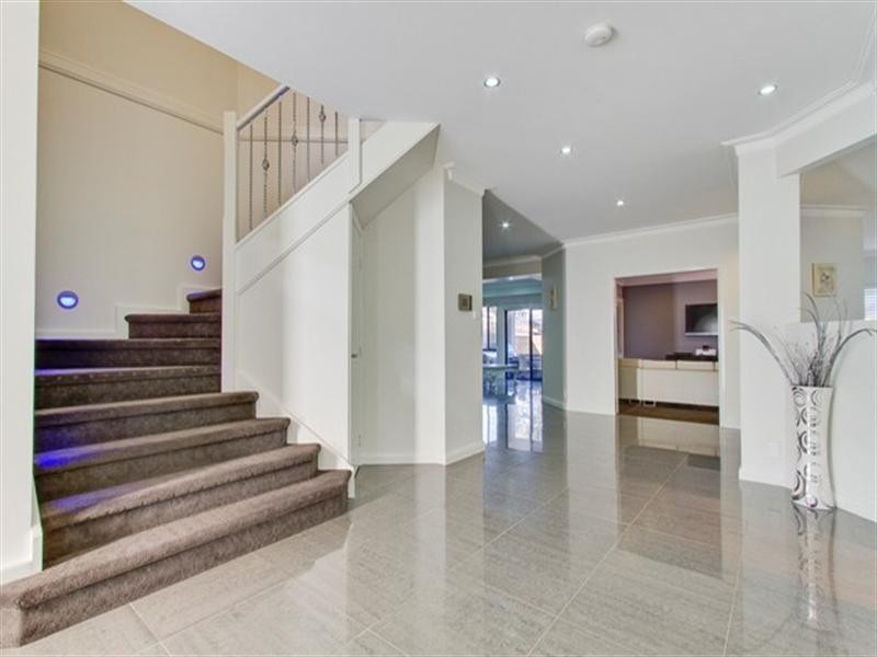 48 Orleans Way, Castle Hill NSW 2154