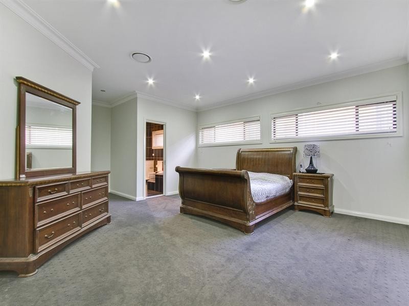 48 Orleans Way, Castle Hill NSW 2154