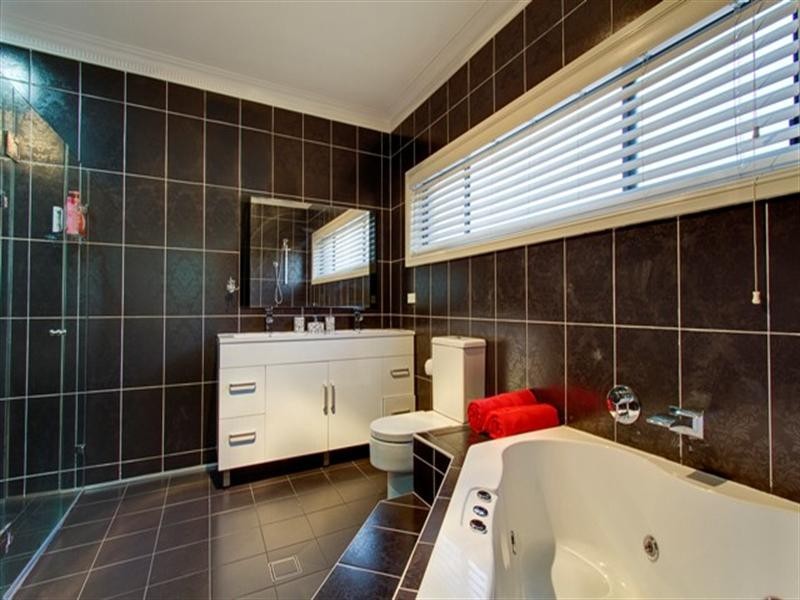 48 Orleans Way, Castle Hill NSW 2154