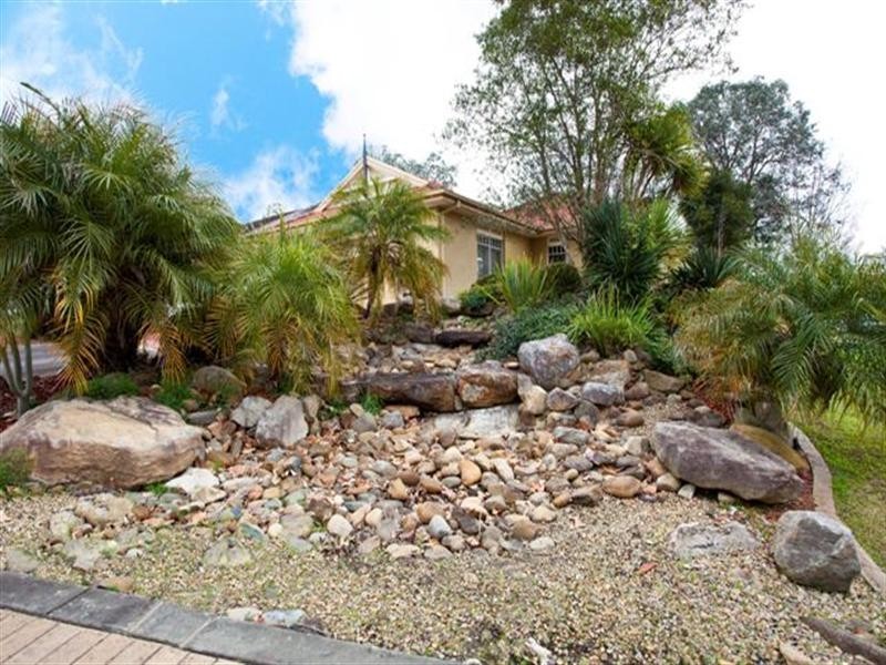 1 Sirrius Close, Beaumont Hills NSW 2155