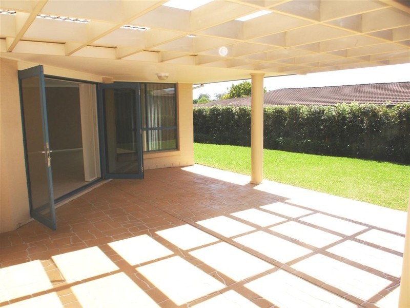 32 Valenti Crescent, Kellyville NSW 2155