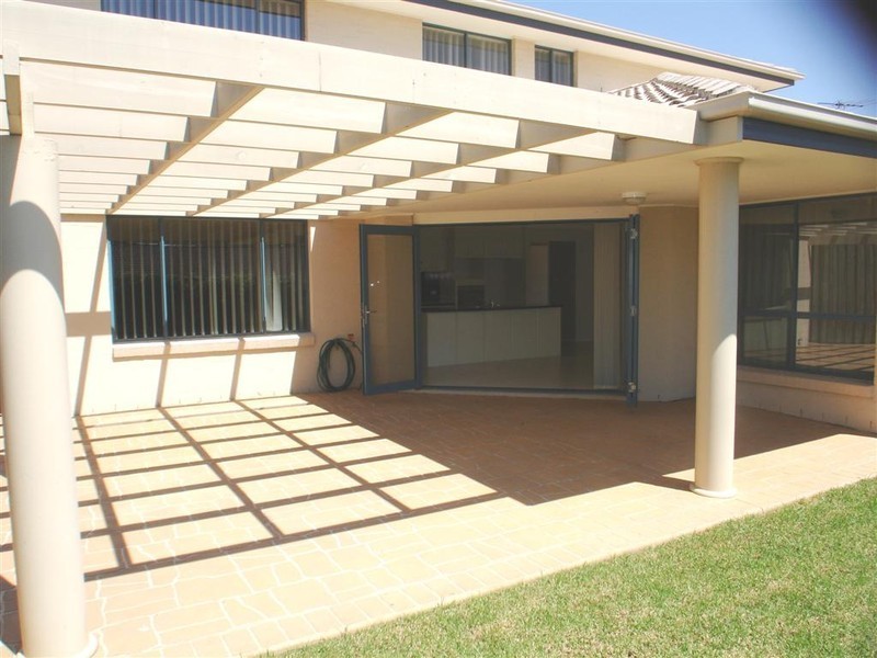 32 Valenti Crescent, Kellyville NSW 2155