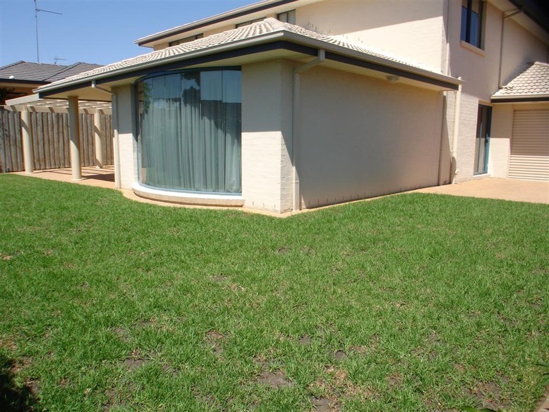 32 Valenti Crescent, Kellyville NSW 2155