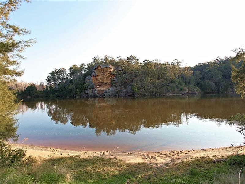 257 Mud Island Road, Sackville North NSW 2756