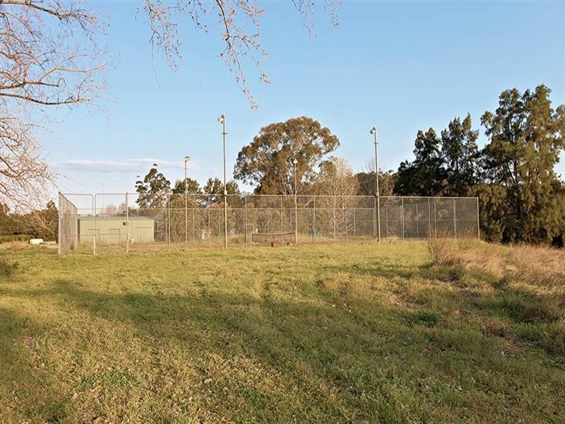 257 Mud Island Road, Sackville North NSW 2756