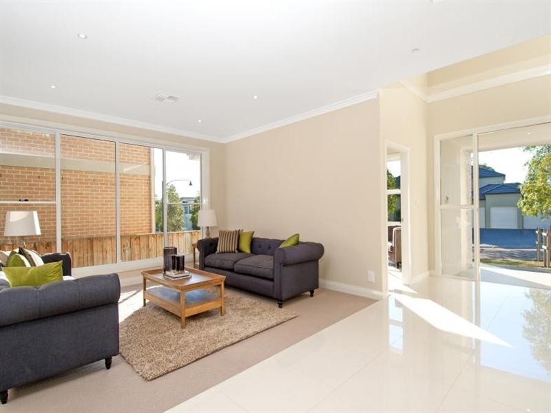 48 Brighton Drive, Bella Vista NSW 2153