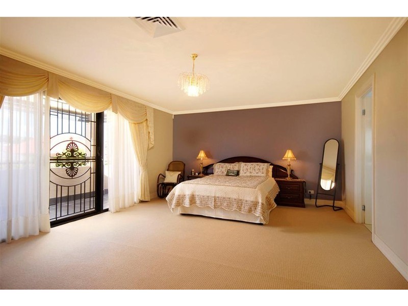 Castle Hill NSW 2154