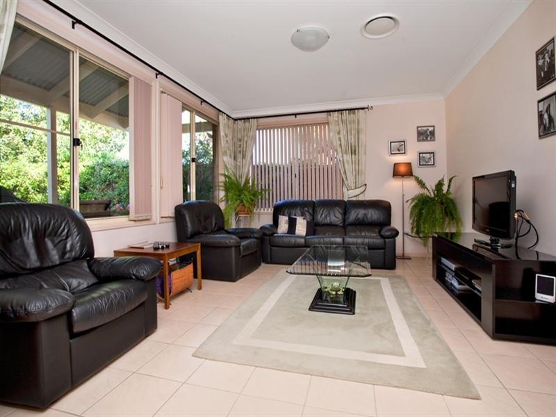 7 Orleans Way, Castle Hill NSW 2154