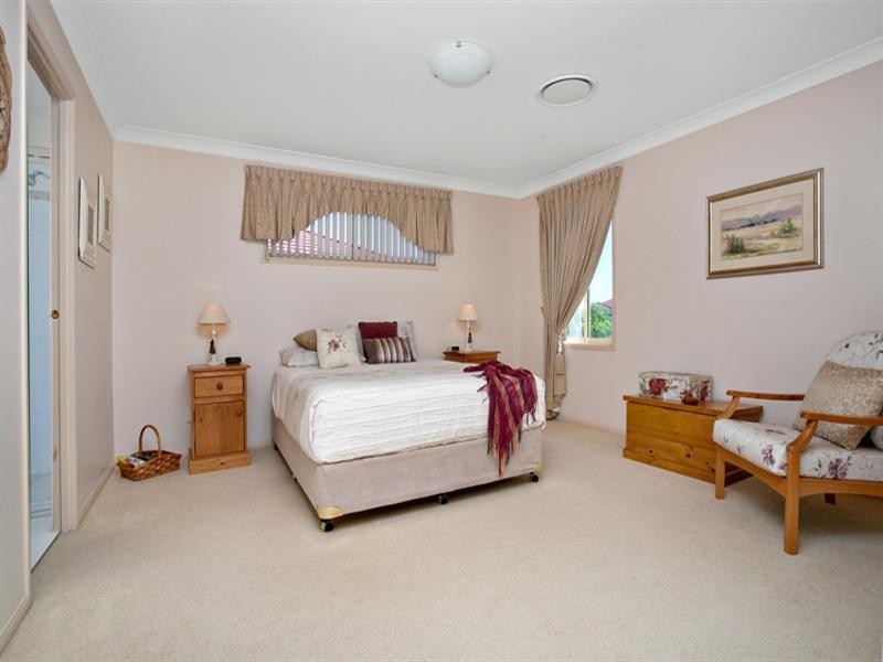 7 Orleans Way, Castle Hill NSW 2154