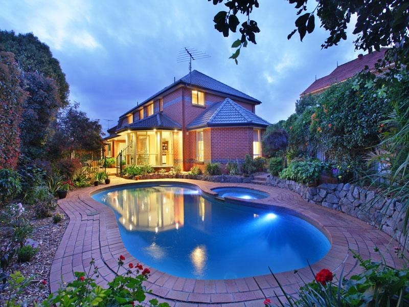 13 Longreach Place, Bella Vista NSW 2153