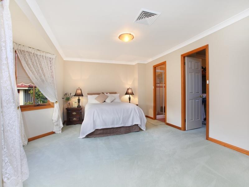 13 Longreach Place, Bella Vista NSW 2153