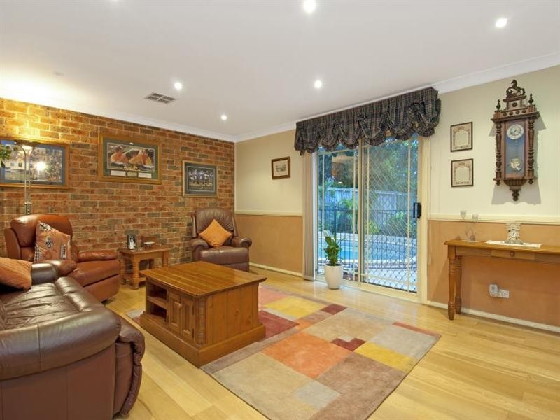 72 Springfield Crescent, Bella Vista NSW 2153