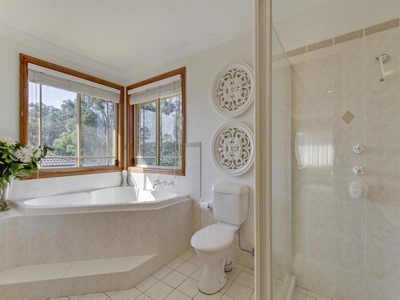 4 Vivaldi Place, Beaumont Hills NSW 2155