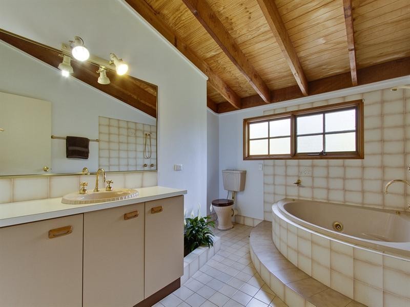 121 Greenbank Drive, Glenhaven NSW 2156