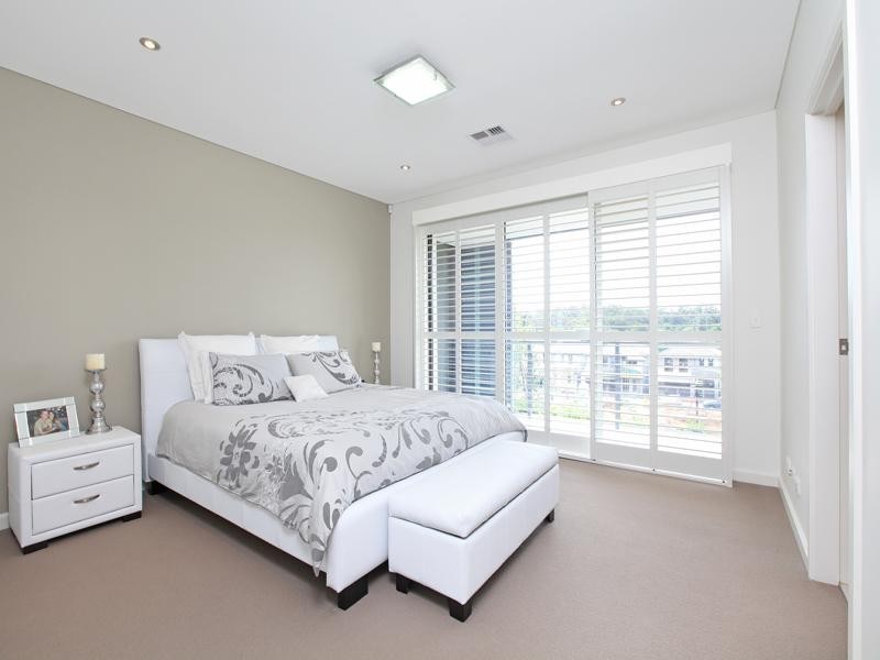 34 Peninsula Way, Bella Vista NSW 2153