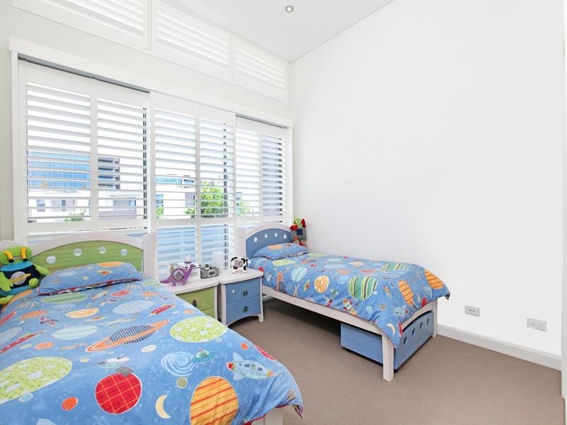 34 Peninsula Way, Bella Vista NSW 2153