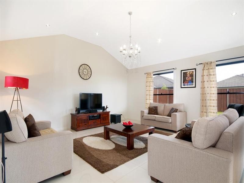 17 Mallard Drive, The Ponds NSW 2769