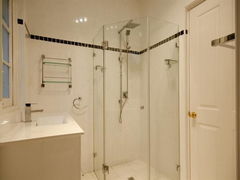 217 Windsor Road, Northmead NSW 2152