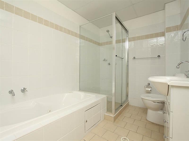 16/1-7 Hume Avenue, Castle Hill NSW 2154