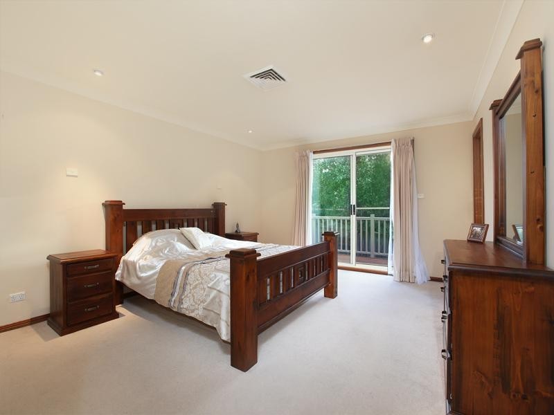 5 Cornwall Place, Bella Vista NSW 2153