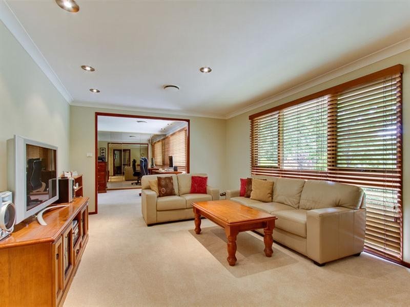 3 Nanette Place, Castle Hill NSW 2154