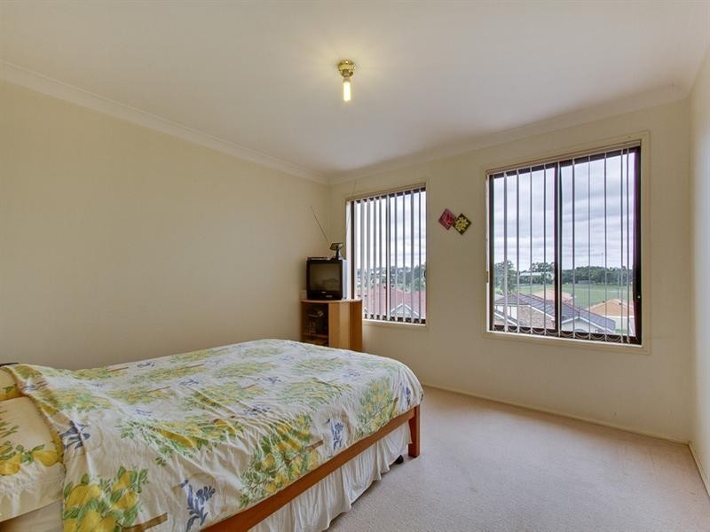 11 Falcon Way, Glenwood NSW 2768