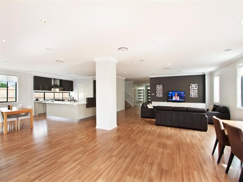 16 Dutton Road, Beaumont Hills NSW 2155