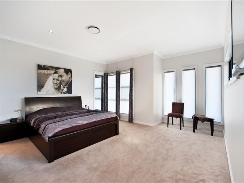 16 Dutton Road, Beaumont Hills NSW 2155