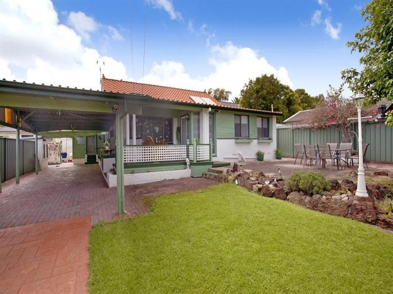 27 Preston Road, Old Toongabbie NSW 2146