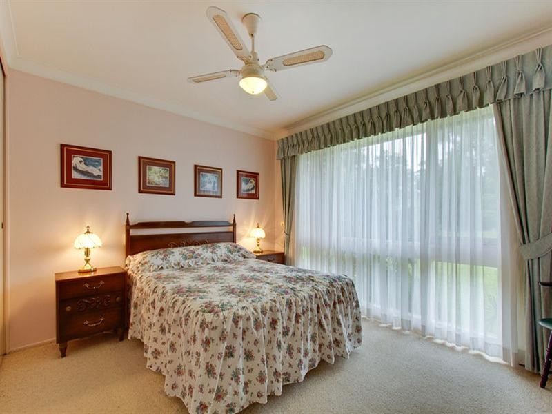 10 Rutland Avenue, Baulkham Hills NSW 2153