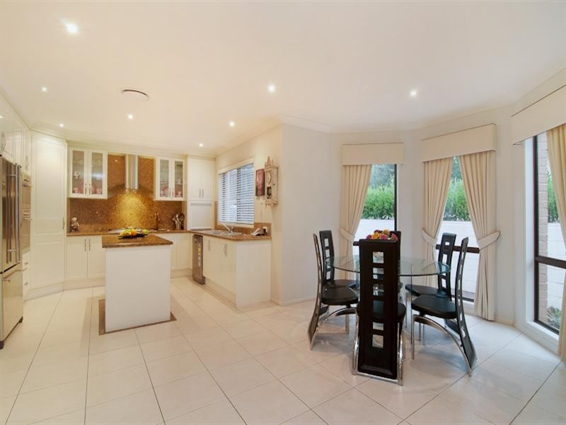 2 Norham Mews, Castle Hill NSW 2154