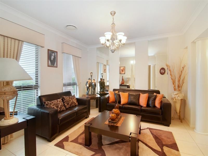 2 Norham Mews, Castle Hill NSW 2154