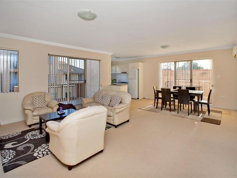 15/2A Conie Avenue, Baulkham Hills NSW 2153