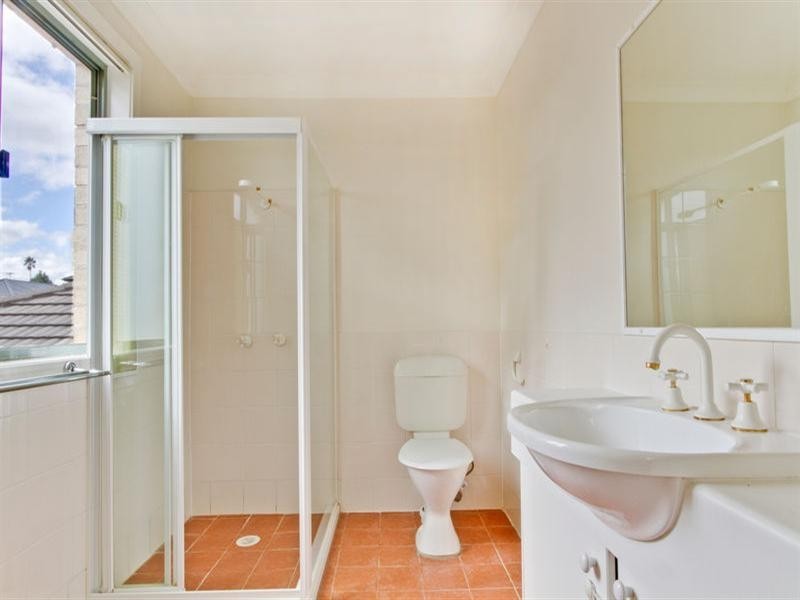 2/18 Pearce Street, Baulkham Hills NSW 2153