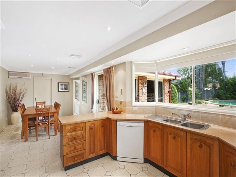 12 Redwood Close, Castle Hill NSW 2154