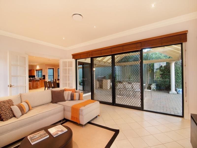 26 Giovanna Court, Castle Hill NSW 2154