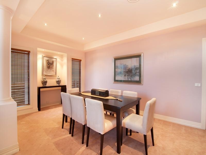 26 Giovanna Court, Castle Hill NSW 2154