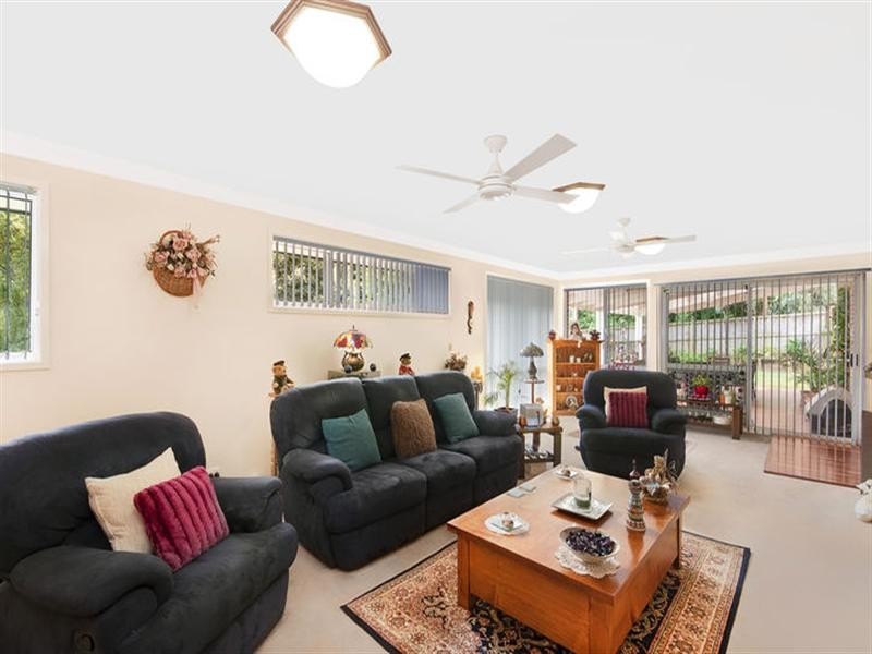 24 Amberwood Way, Castle Hill NSW 2154