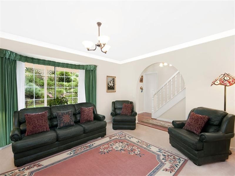 24 Amberwood Way, Castle Hill NSW 2154