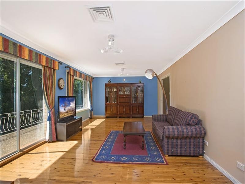 60 George Mobbs Drive, Castle Hill NSW 2154