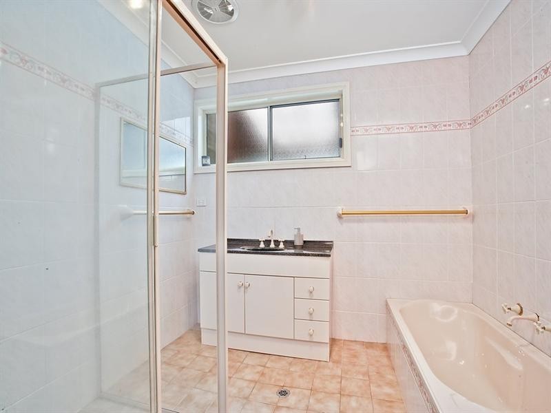 60 George Mobbs Drive, Castle Hill NSW 2154